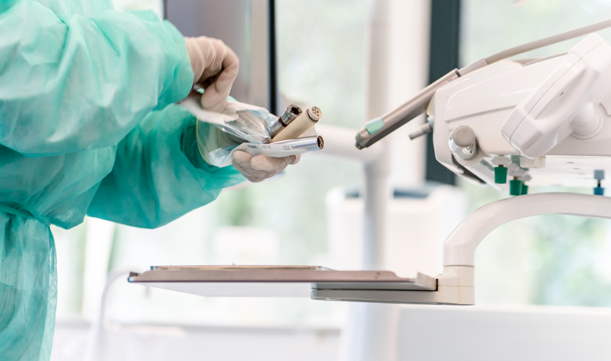 Diş Tedavileri Hızlı mı Yapılmalı, Yavaş mı? Slow Dentistry Kavramının Önemi